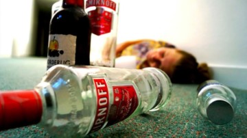 Алкогольное отравление: как помочь пострадавшему в домашних условиях